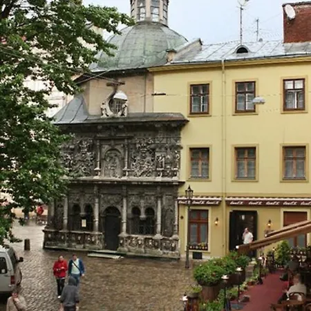 In The Historical Centre - Apartment